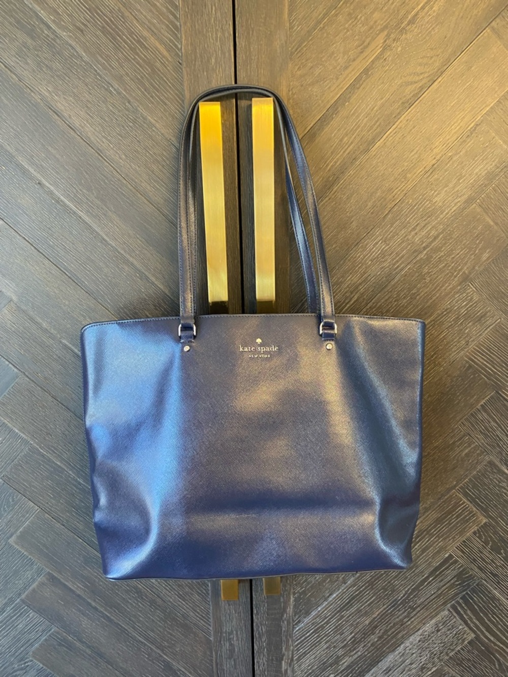 Kate Spade navy gloss tote bag